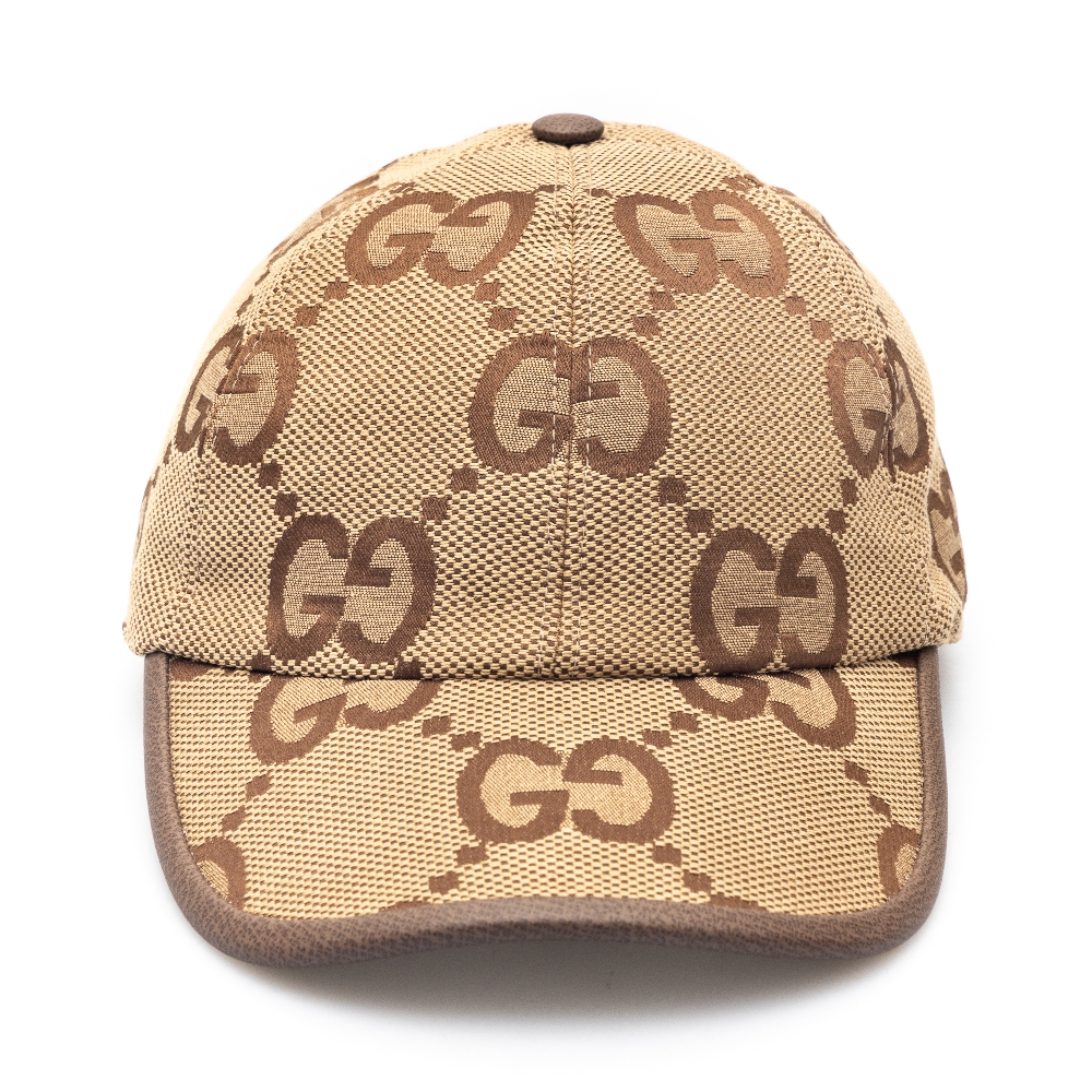 Boutique Beige logo with baseball | Ratti cap pattern Gucci